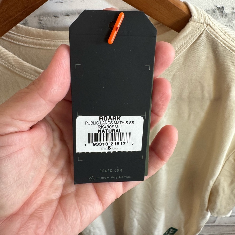 NWT! Adult sized ROARK run amok Pubic Lands tan short sleeve t-shirt Small - Picture 4 of 6
